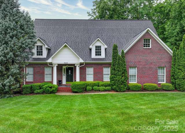 Property at 3015 Hamptonbrook Dr, Gastonia, NC 28056, 3 beds, 3.5 baths