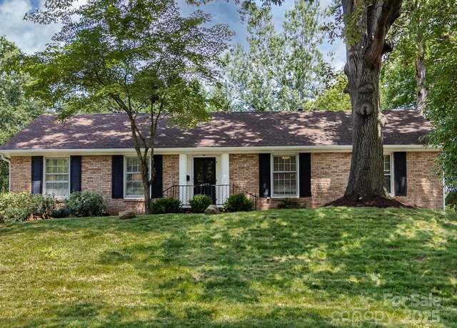 Property at 6922 Woodstock Dr, Charlotte, NC 28210, 3 beds, 2 baths