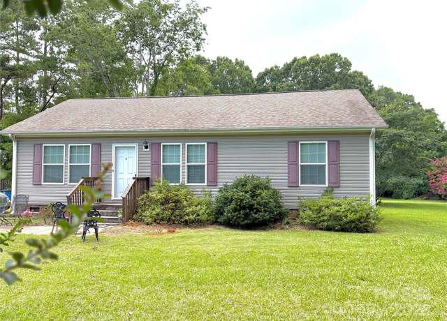 Property at 5401 Stevens Mill Rd, Matthews, NC 28104, 3 beds, 2 baths