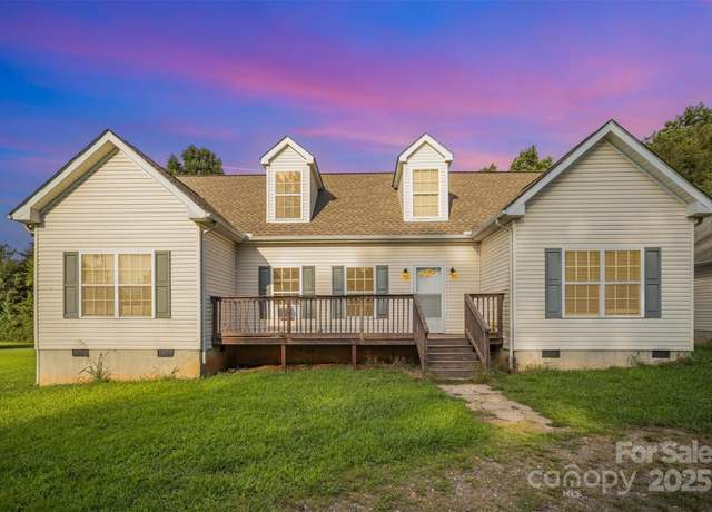 Property at 831 Perry Rd, Troutman, NC 28166, 3 beds, 2 baths
