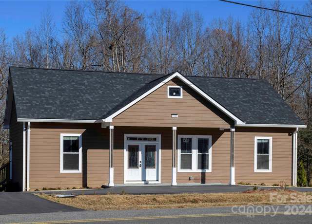 Property at 2158 Watson Rd, Lenoir, NC 28645, 3 beds, 2.5 baths