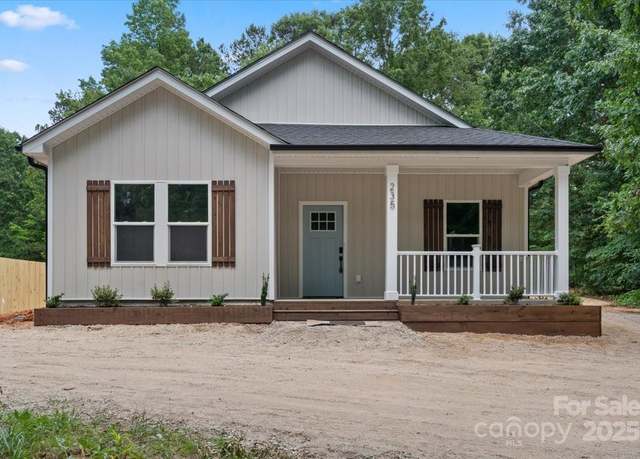 Property at 233 Oakview Rd, Linwood, NC 27299, 3 beds, 2 baths