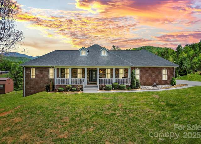 Property at 26 Willie Ln, Weaverville, NC 28787, 4 beds, 3.5 baths