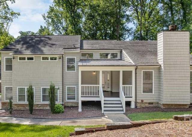 Property at 6219 Fair Valley Dr, Charlotte, NC 28226, 4 beds, 3.5 baths