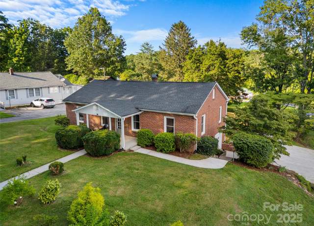 Property at 301 Carolina Ave, Brevard, NC 28712, 3 beds, 3 baths