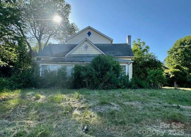 Property at 6000 S Main St, Salisbury, NC 28147, 3 beds, 2 baths