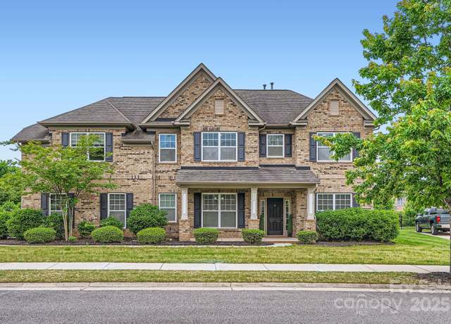 Property at 117 Fellspoint Rd, Mooresville, NC 28115, 4 beds, 3.5 baths