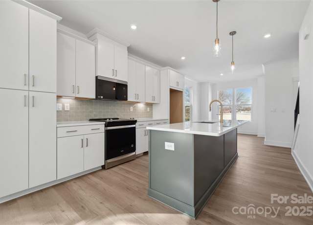 Property at 3630 S Tryon St #22, Charlotte, NC 28217, 3 beds, 3.5 baths