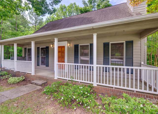 Property at 25056 Timberlake Dr, Fort Mill, SC 29708, 3 beds, 2.5 baths