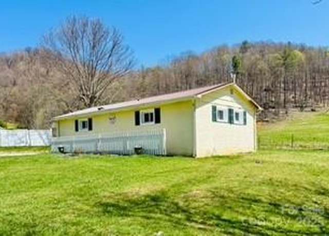 Property at 1638 Hughes Gap Rd, Bakersville, NC 28705, 1 bed, 1 bath