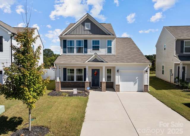 Property at 1109 Freeman View Dr, Albemarle, NC 28001, 3 beds, 2.5 baths