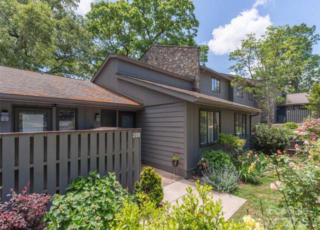 Property at 208 Crowfields Dr, Asheville, NC 28803, 3 beds, 2 baths