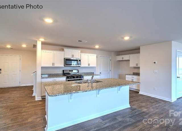 Property at 580 N Sparkleberry St, Chester, SC 29706, 4 beds, 2.5 baths
