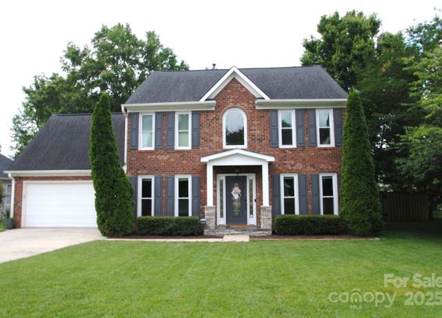 Property at 3905 Brittany Ct, Indian Trail, NC 28079, 3 beds, 2.5 baths