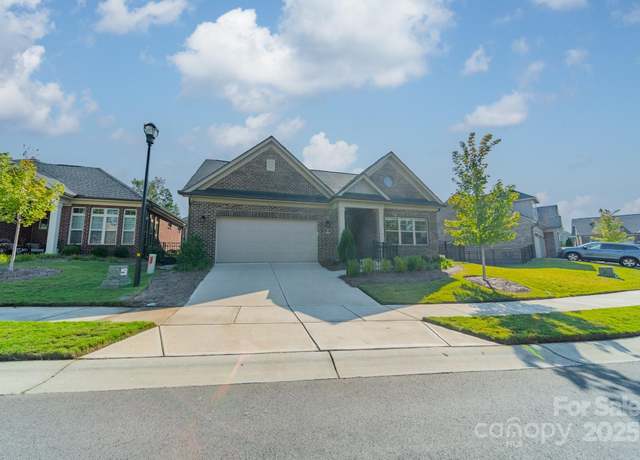 Property at 2014 Newstyle Way, Tega Cay, SC 29708, 2 beds, 2 baths