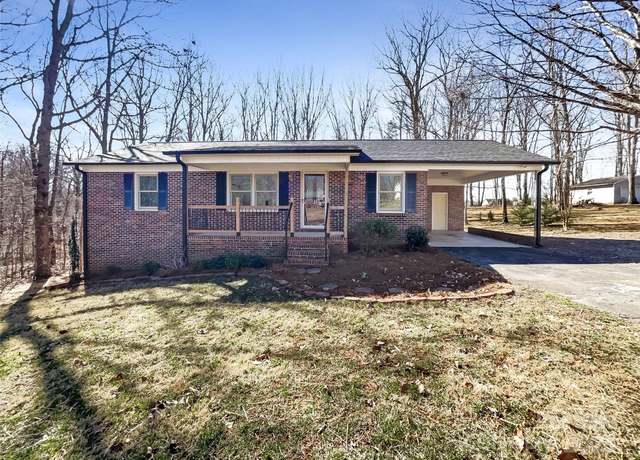 Property at 1420 Hickory Nut Ln, Lincolnton, NC 28092, 2 beds, 2 baths