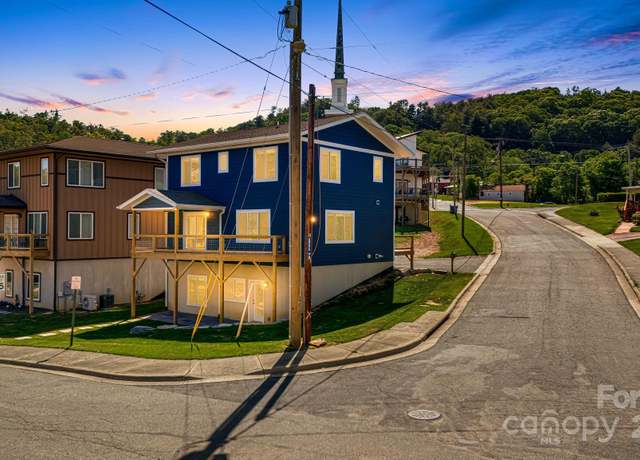 Property at 51 Hazzard St, Asheville, NC 28801, 4 beds, 3.5 baths