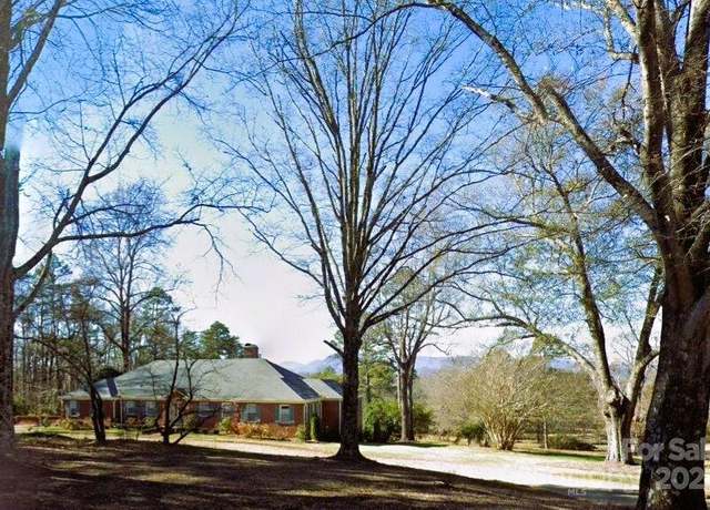 Property at 1060 Redland Rd, Landrum, SC 29356, 3 beds, 3.5 baths
