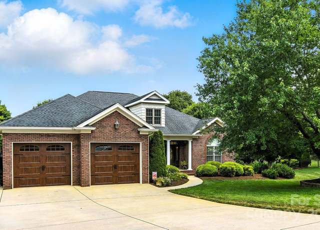 Property at 3646 Hogan Ct NE, Conover, NC 28613, 4 beds, 4 baths