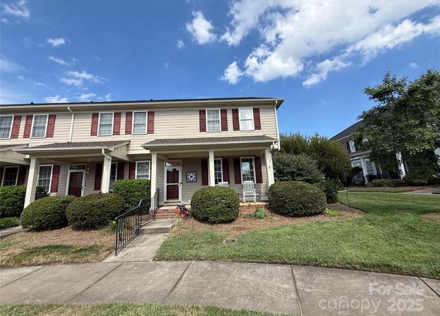 Property at 5461 Ives St NW, Concord, NC 28027, 3 beds, 2.5 baths