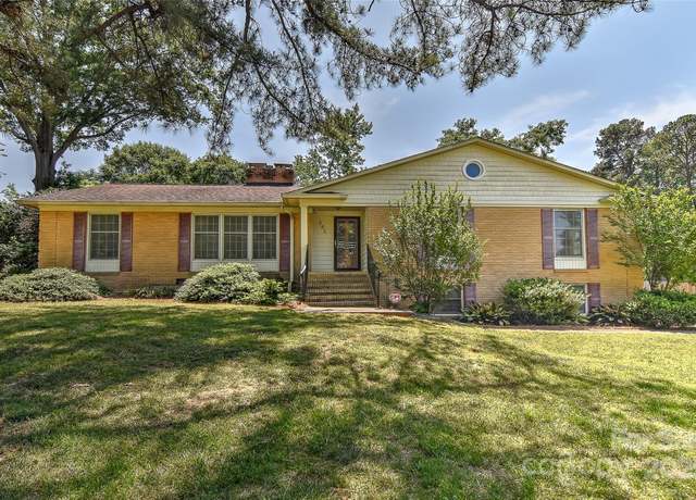 Property at 385 Gum Branch Rd, Charlotte, NC 28214, 3 beds, 2.5 baths