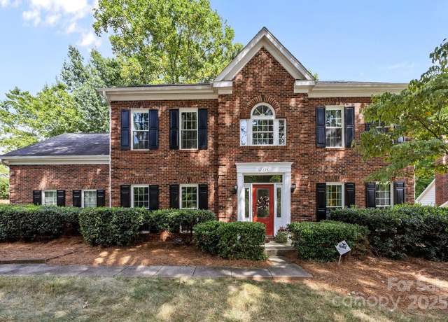 Property at 12225 Hickory Knoll Ct, Matthews, NC 28105, 4 beds, 2.5 baths