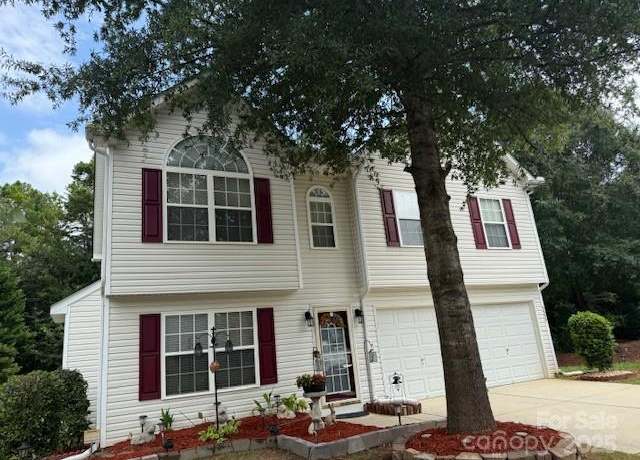Property at 3532 Tybee Dr, Fort Mill, SC 29715, 4 beds, 2.5 baths
