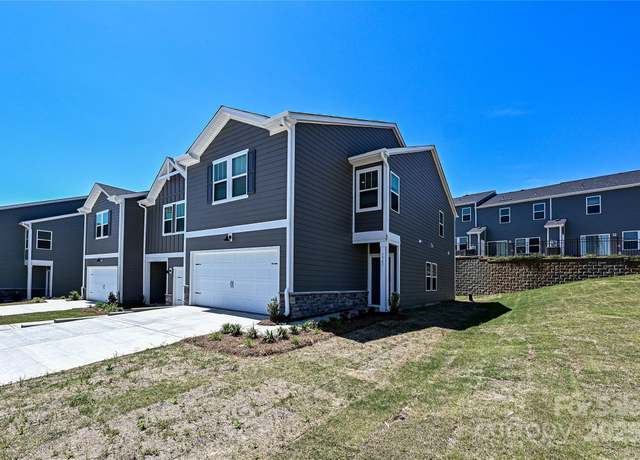 Property at 7028 Alva Ter, Charlotte, NC 28216, 3 beds, 2.5 baths