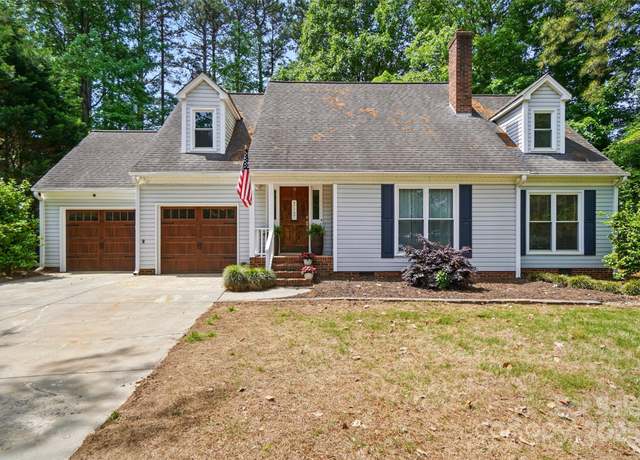 Property at 8501 Flanagan Ct, Huntersville, NC 28078, 4 beds, 2.5 baths