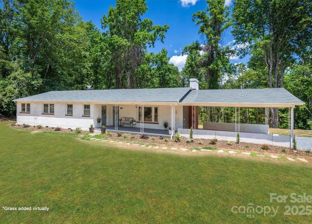 Property at 6939 Knob Ave, Connelly Springs, NC 28612, 3 beds, 1 bath