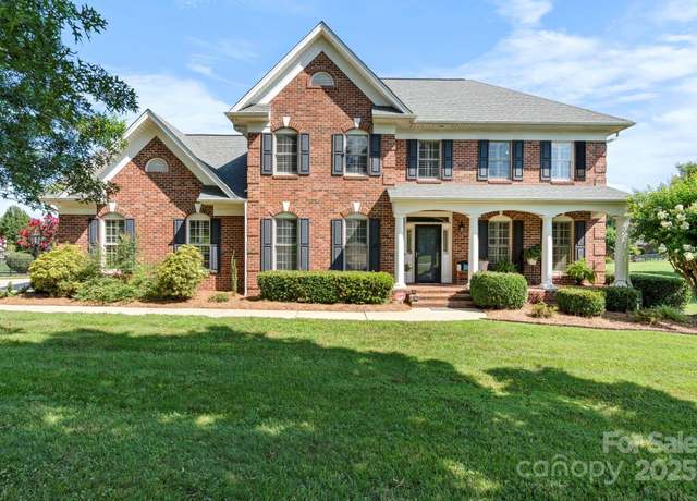 Property at 2774 Palmer Dr NE, Conover, NC 28613, 4 beds, 3.5 baths