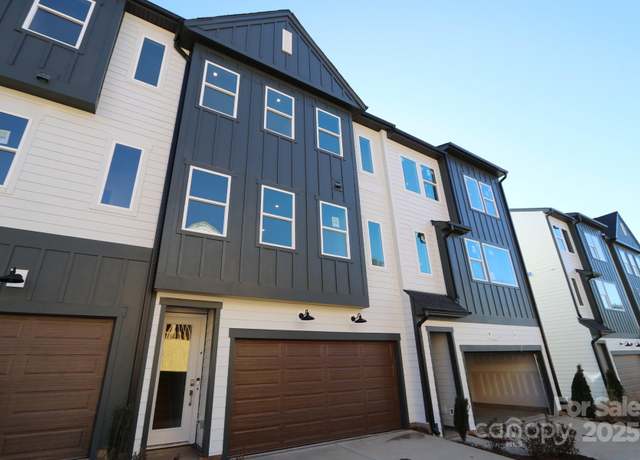 Property at 8008 Cedarsmith Ct, Charlotte, NC 28217, 3 beds, 3.5 baths