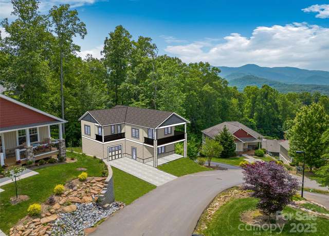 Property at 23 Village Overlook Loop, Swannanoa, NC 28778, 3 beds, 2 baths