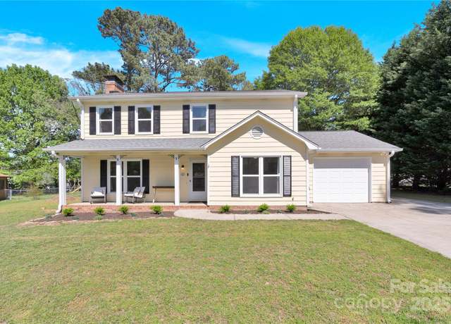 Property at 1308 Spring Lake Dr, Gastonia, NC 28054, 3 beds, 2.5 baths