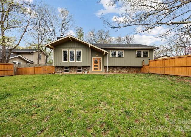 Property at 917 W Chapel Rd, Asheville, NC 28803, 4 beds, 2 baths