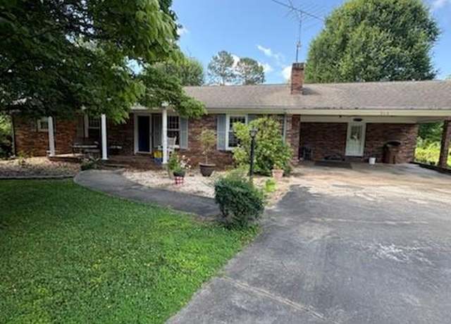 Property at 315 Terrace Pl #9, Lincolnton, NC 28092, 3 beds, 1.5 baths