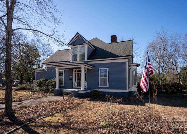 Property at 302 S College St, Monroe, NC 28112, 4 beds, 2 baths