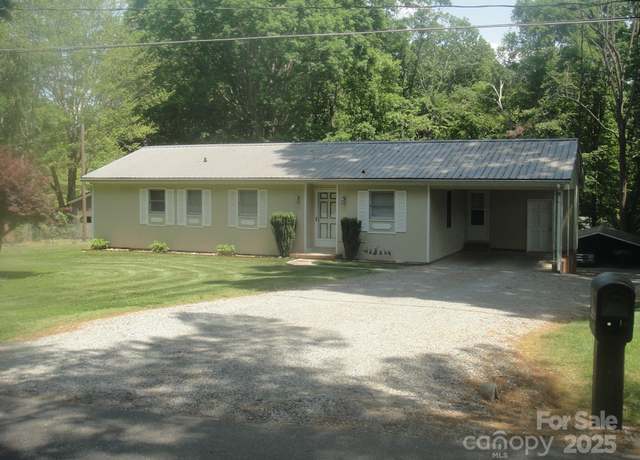 Property at 146 Barclay Ln, Mooresville, NC 28115, 3 beds, 2 baths