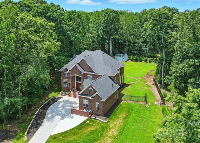 Property at 3324 Greenhurst Dr, Weddington, NC 28104, 4 beds, 4 baths