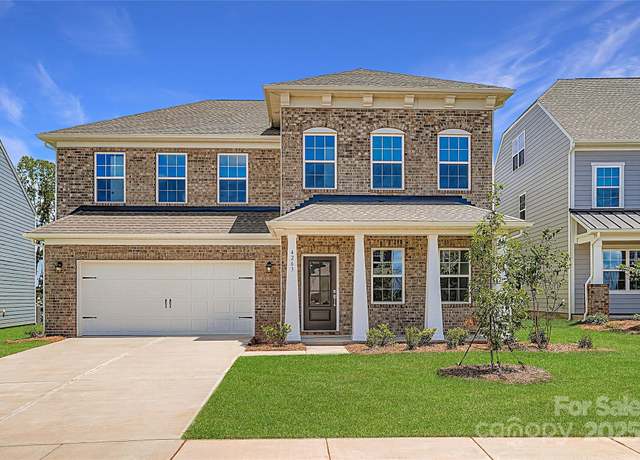 Property at 4263 Skyboat Cir, Fort Mill, SC 29715, 5 beds, 4.5 baths