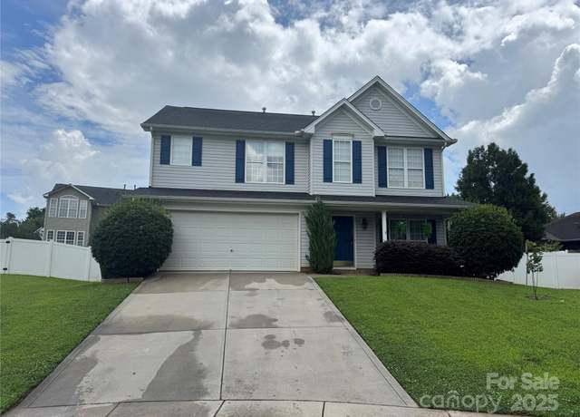 Property at 5128 Balsam Bark Ln, Fort Mill, SC 29708, 4 beds, 2.5 baths