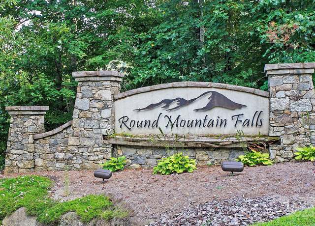 Property at 18 Trillium Ln, Brevard, NC 28712