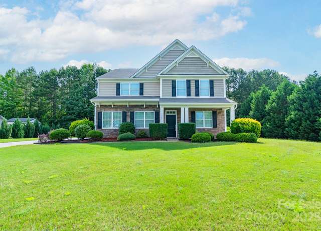 Property at 11922 Kimberfield Rd, Matthews, NC 28105, 4 beds, 4 baths