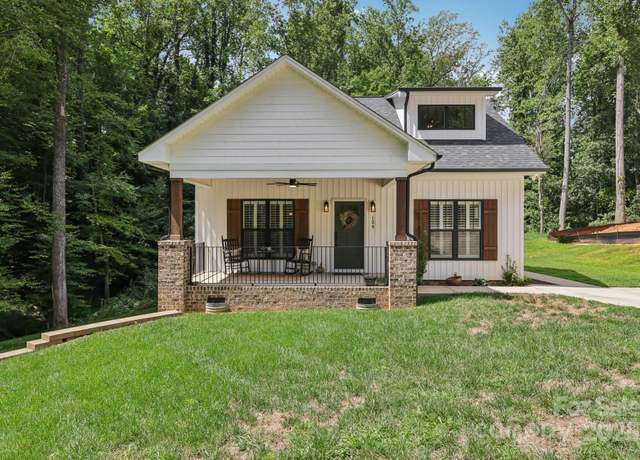 Property at 124 S Elm St, Lowell, NC 28098, 3 beds, 2.5 baths