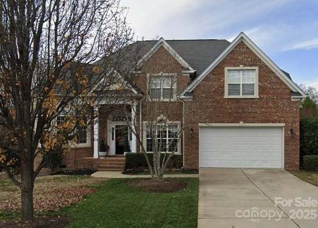 Property at 4028 Tew Ct, Charlotte, NC 28270, 6 beds, 4 baths