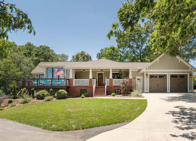 Property at 16 School House Rd, Mills River, NC 28759, 4 beds, 3.5 baths