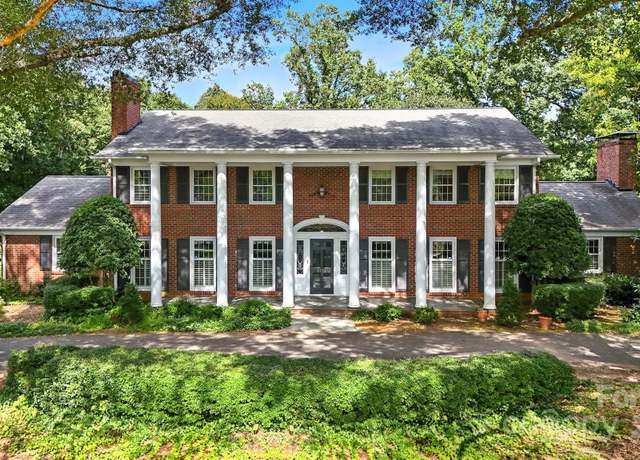 Property at 2042 2nd St NW, Hickory, NC 28601, 5 beds, 4.5 baths
