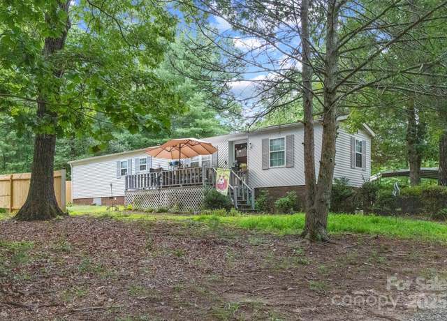 Property at 1446 Bridlewood Ln, Morganton, NC 28655, 2 beds, 2 baths