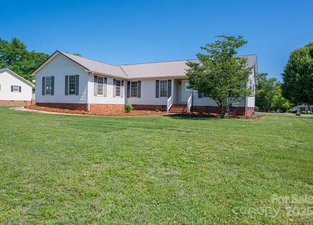 Property at 727 Skinner Rd, Shelby, NC 28152, 3 beds, 2 baths