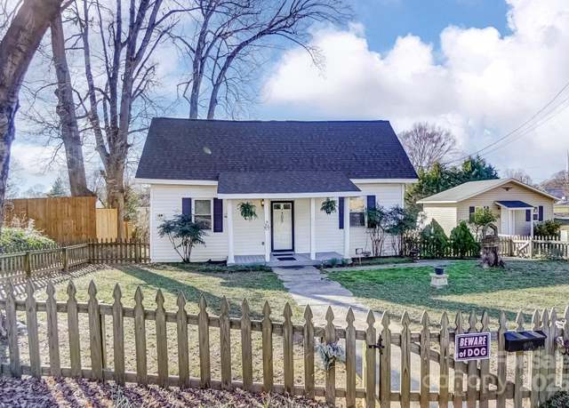 Property at 305 S Clay St, Gastonia, NC 28052, 2 beds, 1 bath